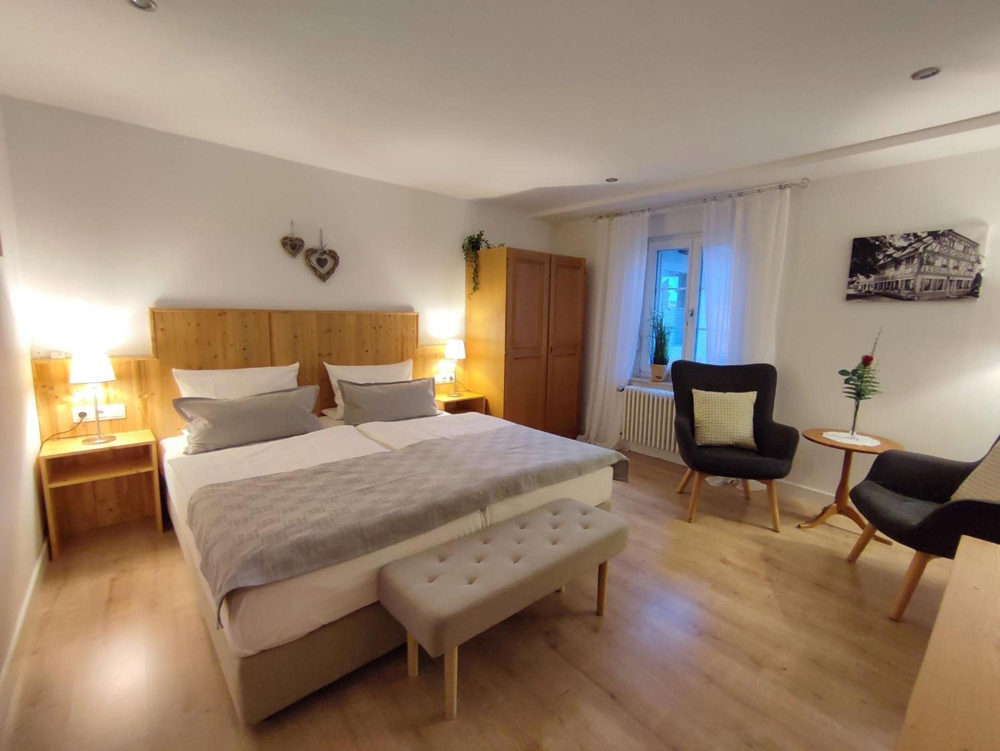 Boutique-Hotel Krone デンツリンゲン エクステリア 写真