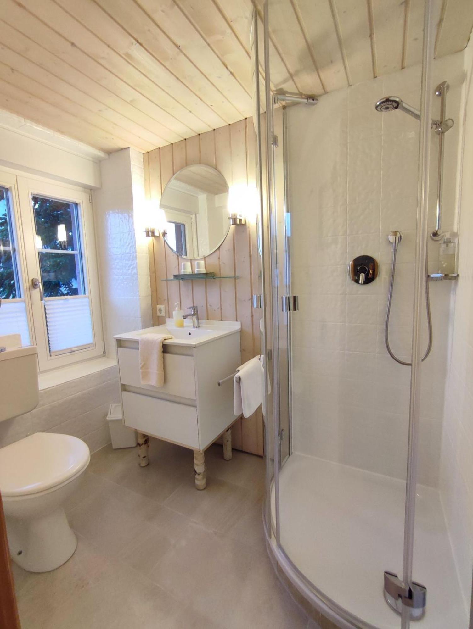 Boutique-Hotel Krone デンツリンゲン 部屋 写真